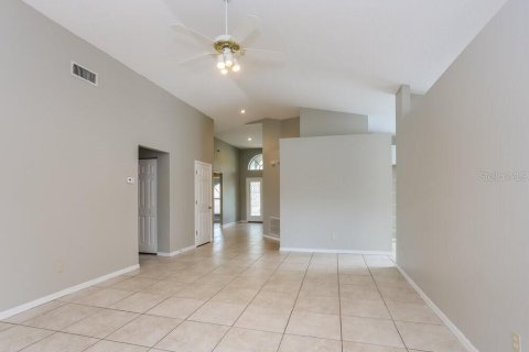 Casa en alquiler en Valrico, Florida, 4 dormitorios, 166.11 m2 № 1905063 - foto 3