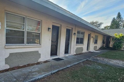 Appartement à Saint Petersburg, Floride 1 chambre, 60.39 m2 № 2378150