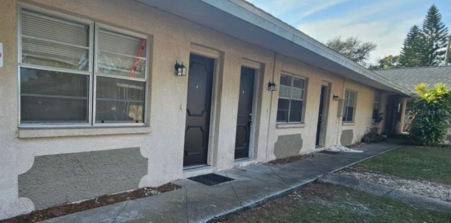 Appartement à Saint Petersburg, Floride 1 chambre, 60.39 m2 № 2378150