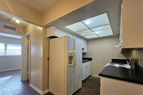 Appartement à louer à Saint Petersburg, Floride: 1 chambre, 60.39 m2 № 2378150 - photo 4