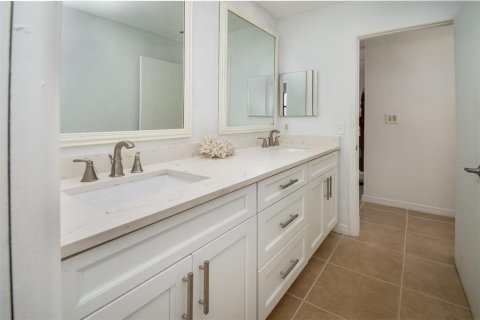 Villa ou maison à vendre à Belleair Beach, Floride: 5 chambres, 294.31 m2 № 1825421 - photo 27