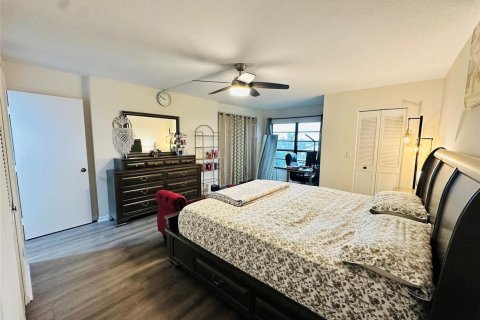 Condominio en venta en Pompano Beach, Florida, 2 dormitorios, 125.05 m2 № 2240537 - foto 17