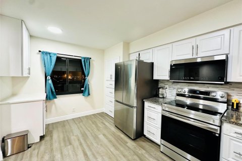 Condominio en venta en Pompano Beach, Florida, 2 dormitorios, 125.05 m2 № 2240537 - foto 7