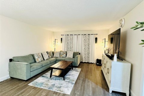 Condominio en venta en Pompano Beach, Florida, 2 dormitorios, 125.05 m2 № 2240537 - foto 3