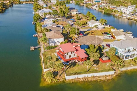 Casa en venta en Hernando Beach, Florida, 4 dormitorios, 171.03 m2 № 2222423 - foto 3