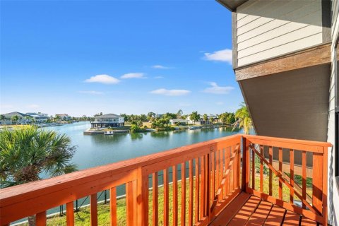 Casa en venta en Hernando Beach, Florida, 4 dormitorios, 171.03 m2 № 2222423 - foto 30