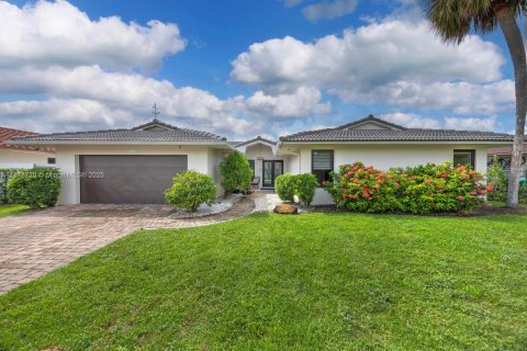 Villa ou maison à vendre à Miami, Floride: 3 chambres, 212.75 m2 № 1979134 - photo 5