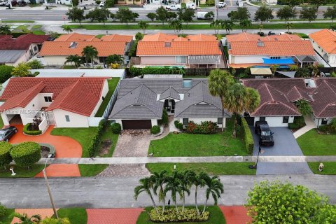 Villa ou maison à vendre à Miami, Floride: 3 chambres, 212.75 m2 № 1979134 - photo 30