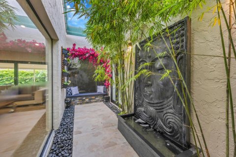 Villa ou maison à vendre à Miami, Floride: 3 chambres, 212.75 m2 № 1979134 - photo 9