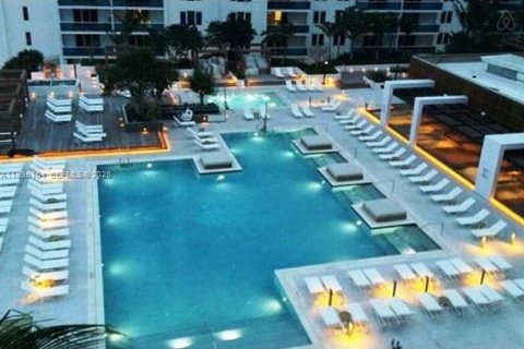 Condominio en alquiler en Miami Beach, Florida, 2 dormitorios, 114.27 m2 № 2062681 - foto 29