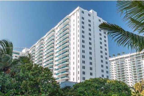 Condominio en alquiler en Miami Beach, Florida, 2 dormitorios, 114.27 m2 № 2062681 - foto 19