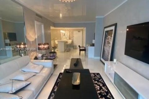 Condominio en alquiler en Miami Beach, Florida, 2 dormitorios, 114.27 m2 № 2062681 - foto 3