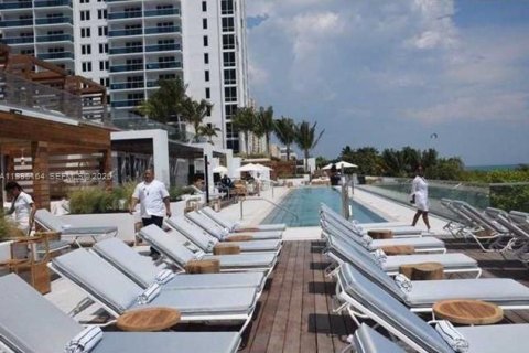 Condominio en alquiler en Miami Beach, Florida, 2 dormitorios, 114.27 m2 № 2062681 - foto 27