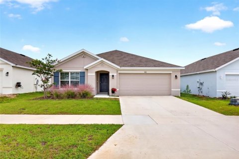 House in Ocala, Florida 3 bedrooms, 155.33 sq.m. № 2152231 - photo 2