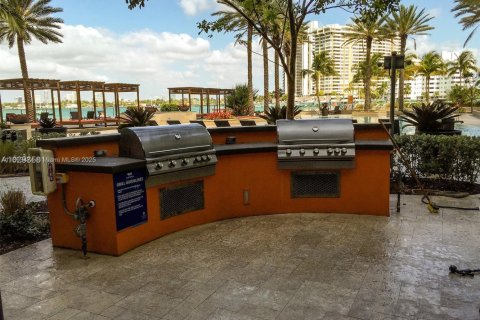 Copropriété à louer à Miami Beach, Floride: 1 chambre, 73.21 m2 № 2169825 - photo 10