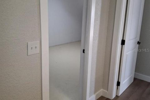 House in Saint Petersburg, Florida 3 bedrooms, 97.36 sq.m. № 1723370 - photo 23