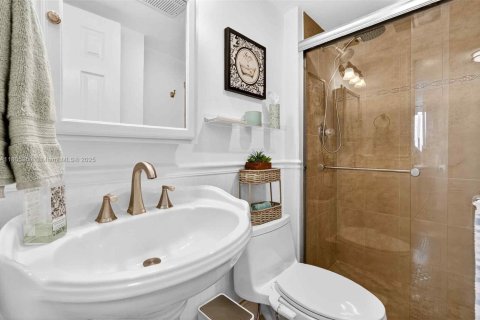 Condominio en venta en Miami, Florida, 1 dormitorio, 79.99 m2 № 1874941 - foto 21