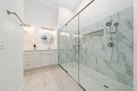 Купить виллу или дом в Хейнс-Сити, Флорида 7 комнат, 179.58м2, № 1543685 - фото 12