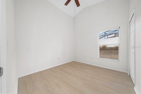 Купить виллу или дом в Хейнс-Сити, Флорида 7 комнат, 179.58м2, № 1543685 - фото 18
