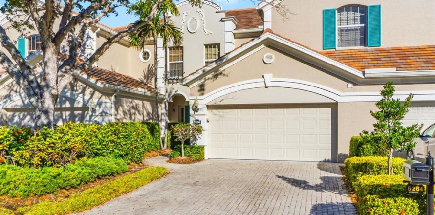 Condominio en Sarasota, Florida, 3 dormitorios № 2230681
