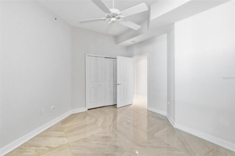 Condominio en venta en Sarasota, Florida, 3 dormitorios, 167.04 m2 № 2230681 - foto 5