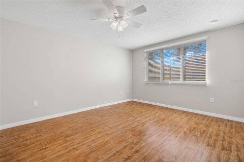 Condominio en alquiler en Port Charlotte, Florida, 2 dormitorios, 89.19 m2 № 1732699 - foto 14