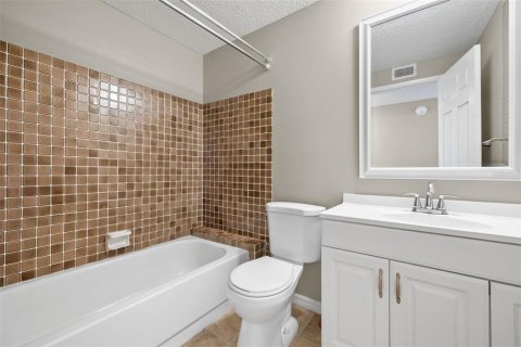 Condominio en alquiler en Port Charlotte, Florida, 2 dormitorios, 89.19 m2 № 1732699 - foto 18