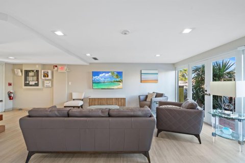 Condominio en venta en Pompano Beach, Florida, 2 dormitorios, 91.97 m2 № 2190065 - foto 12