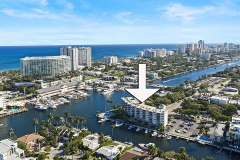 Condominio en venta en Pompano Beach, Florida, 2 dormitorios, 91.97 m2 № 2190065 - foto 9