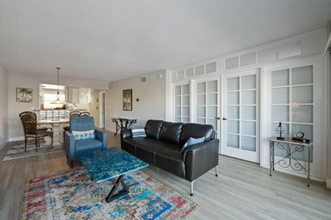 Condominio en venta en Pompano Beach, Florida, 2 dormitorios, 91.97 m2 № 2190065 - foto 21
