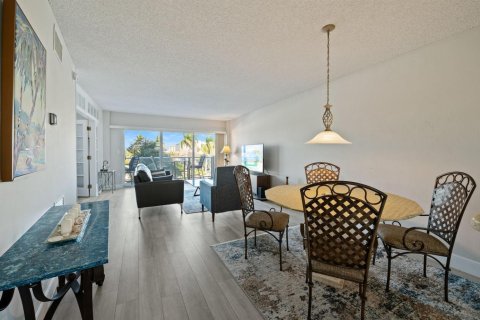 Condominio en venta en Pompano Beach, Florida, 2 dormitorios, 91.97 m2 № 2190065 - foto 19