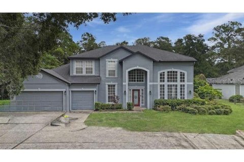 Casa en venta en Lake Mary, Florida, 5 dormitorios, 329.15 m2 № 1909473 - foto 1
