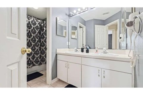 Casa en venta en Lake Mary, Florida, 5 dormitorios, 329.15 m2 № 1909473 - foto 19