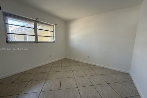 Copropriété à louer à Miami, Floride: 2 chambres, 85.47 m2 № 2046176 - photo 9