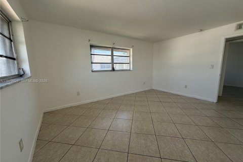 Copropriété à louer à Miami, Floride: 2 chambres, 85.47 m2 № 2046176 - photo 12