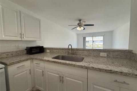 Condo à Miami, Floride, 2 chambres  № 2046176