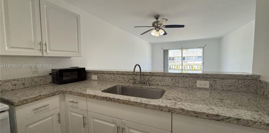 Condo à Miami, Floride, 2 chambres  № 2046176