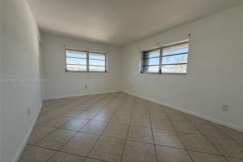 Copropriété à louer à Miami, Floride: 2 chambres, 85.47 m2 № 2046176 - photo 11