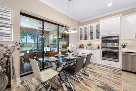 House in Lakewood Ranch, Florida 3 bedrooms, 285.3 sq.m. № 1873115 - photo 22