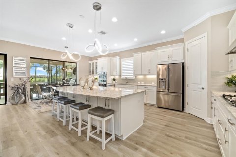 House in Lakewood Ranch, Florida 3 bedrooms, 285.3 sq.m. № 1873115 - photo 16