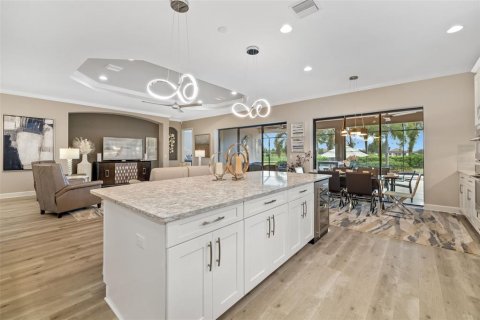 House in Lakewood Ranch, Florida 3 bedrooms, 285.3 sq.m. № 1873115 - photo 19