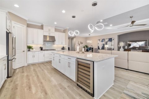 House in Lakewood Ranch, Florida 3 bedrooms, 285.3 sq.m. № 1873115 - photo 15