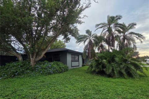 Villa ou maison à vendre à Sarasota, Floride: 3 chambres, 164.81 m2 № 2419035 - photo 6