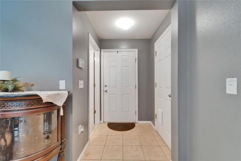 Townhouse in Valrico, Florida 3 bedrooms, 146.14 sq.m. № 1637832 - photo 10