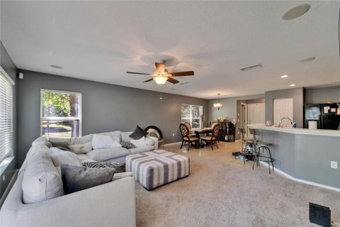 Townhouse in Valrico, Florida 3 bedrooms, 146.14 sq.m. № 1637832 - photo 17
