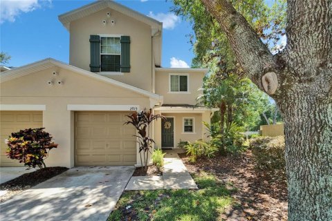 Townhouse in Valrico, Florida 3 bedrooms, 146.14 sq.m. № 1637832 - photo 1