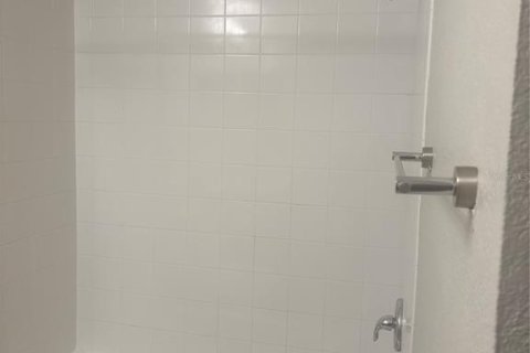 Copropriété à louer à Largo, Floride: 3 chambres, 107.3 m2 № 2110730 - photo 11