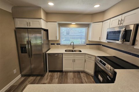 Casa en venta en Saint Petersburg, Florida, 2 dormitorios, 100.33 m2 № 2299691 - foto 12