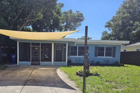 Casa en venta en Saint Petersburg, Florida, 2 dormitorios, 100.33 m2 № 2299691 - foto 3