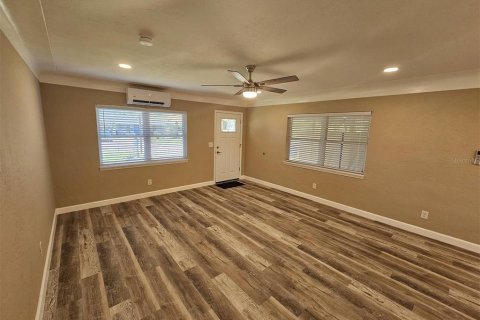 Casa en venta en Saint Petersburg, Florida, 2 dormitorios, 100.33 m2 № 2299691 - foto 7
